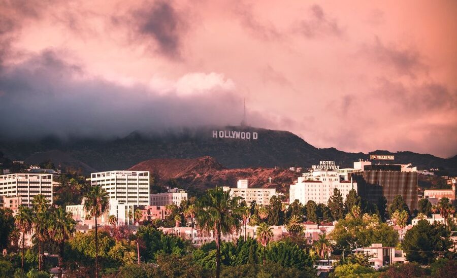 Hollywood: Haunted Walking Tour, True Crime, Creepy Tales - Meeting at the Pantages Theatre