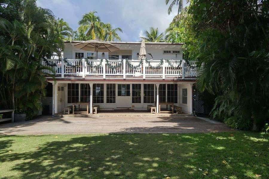 Honolulu - Exclusive Hawaii Five-0 TV Show Tour with Snacks - What happens at Bayer Estate