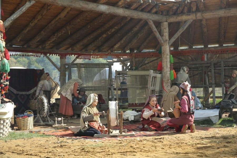 Istanbul: Ertugrul and Osman Ghazi Movie Set Tour with Lunch - Meeting in central Istanbul and heading out