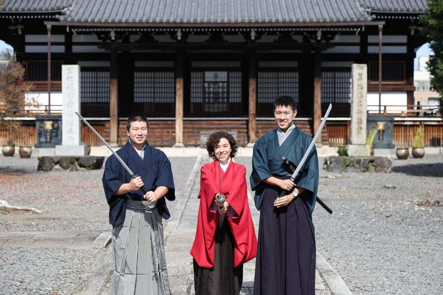 Kyoto : Samurai Movie Star Experience at Myokaku-ji Temple - Your turn to perform the sword sequence
