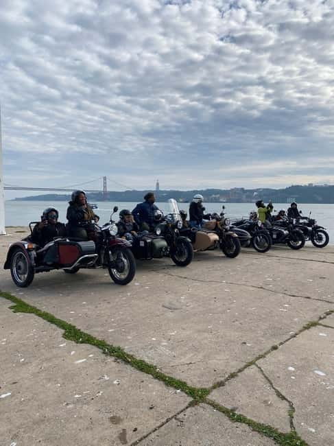 Lisbon Sidecar Tour ( the netflix one) - Who should book this Lisbon sidecar tour?