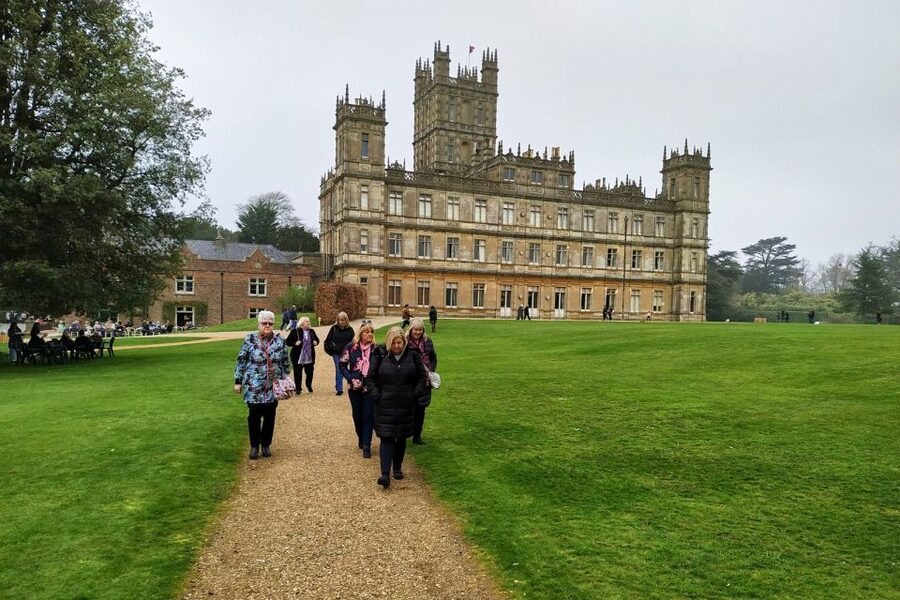 London: Downton Abbey Tour with Highclere, Bampton & Oxford - The guide is a major part of the value