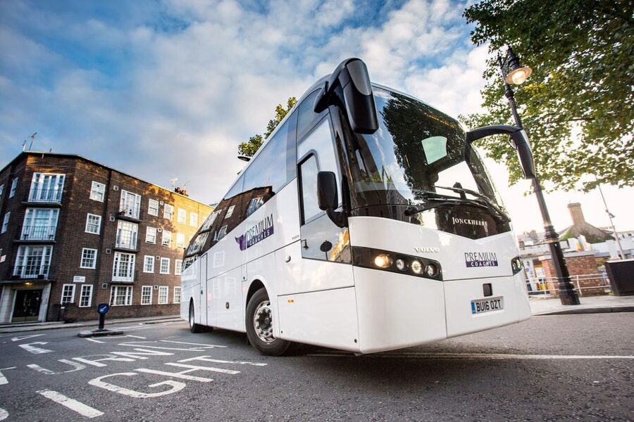 London: Downton Abbey Tour with Highclere, Bampton & Oxford - Who should book this tour?