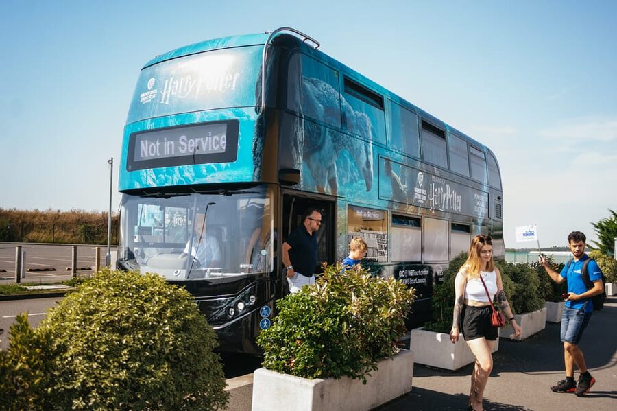 London: Fully-Guided Making of Harry Potter Tour - Food, breaks, and the practical side of the day