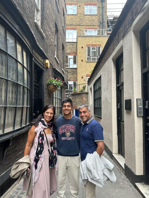 London: Guided Harry Potter Tour - Starting near the Palace Theatre and House of Spells