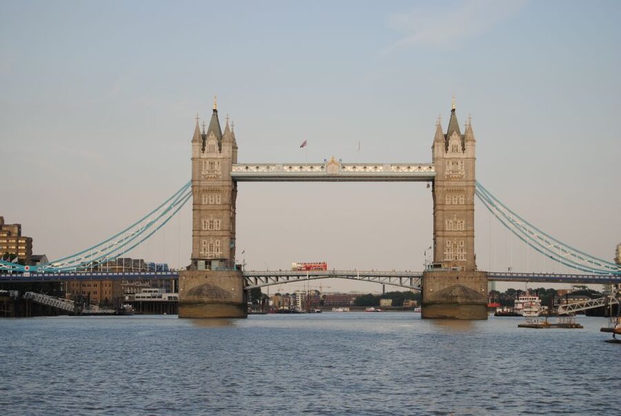 London: Harry Potter 3-Hour Private Walking Tour - Leaky Cauldron and Diagon Alley in the real city