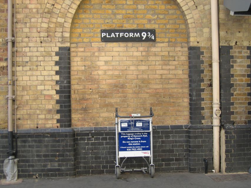London: Harry Potter 3-Hour Private Walking Tour - Walking with a private guide