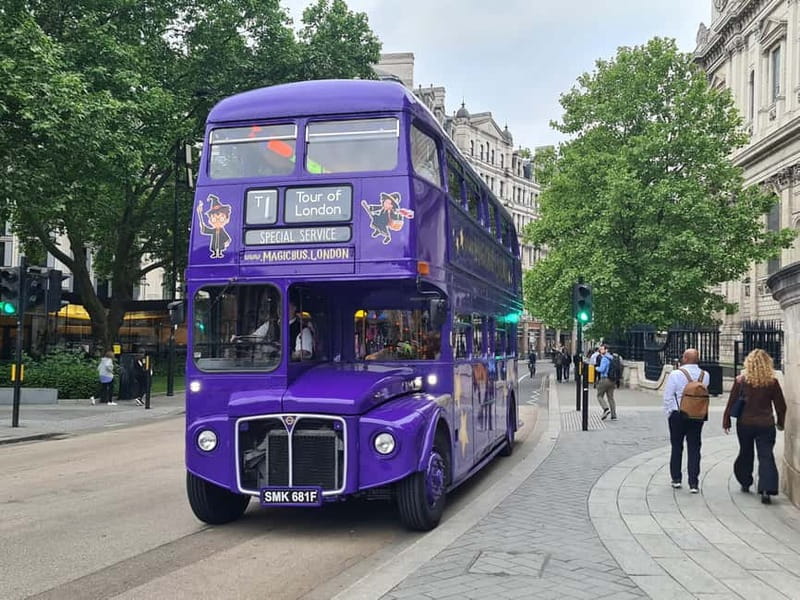 London: Harry Potter Film Locations Sightseeing Bus Tour - Borough Market and the Leaky Cauldron