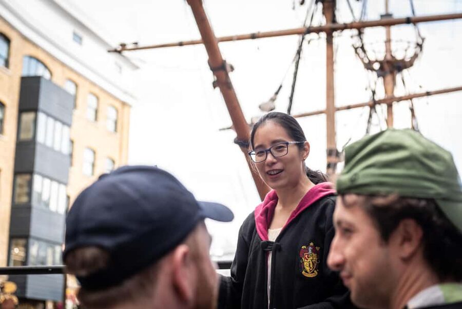 London: Harry Potter Filming Locations Guided Walking Tour - Walking through central London to the Palace Theatre