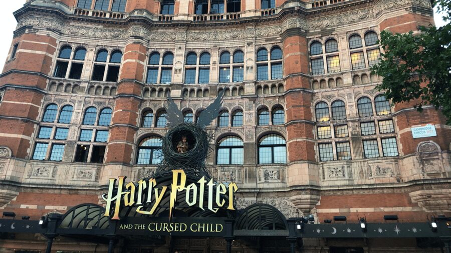 London: Harry Potter Movie Location Tour with an APP - From Westminster Station into Harry Potter’s London