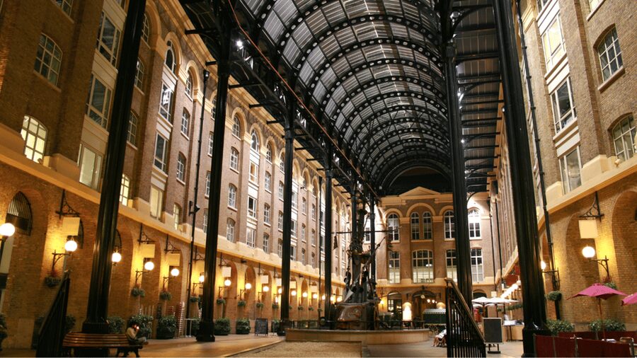 London: Harry Potter Movie Location Tour with an APP - Who should book this London Potter walk?