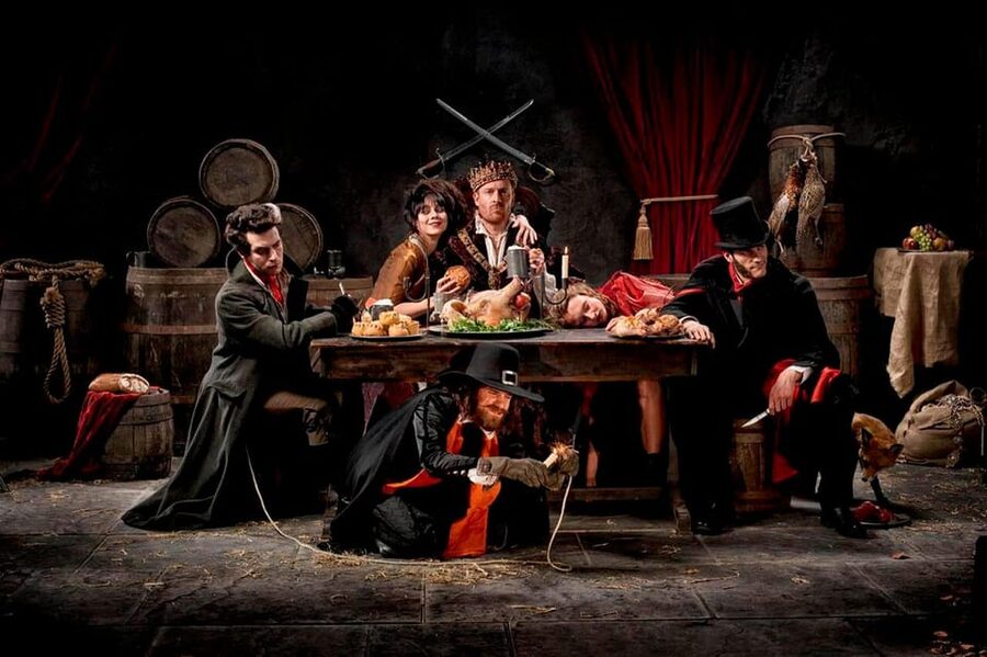 London: Harry Potter Tour & The London Dungeons Tour - Goodwin’s Court and the Palace Theatre
