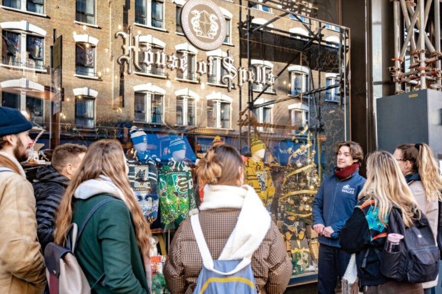 London: Harry Potter Walk, Hop-on Hop-off Bus Tour & Cruise - The nine self-guided walks in the Vox City app