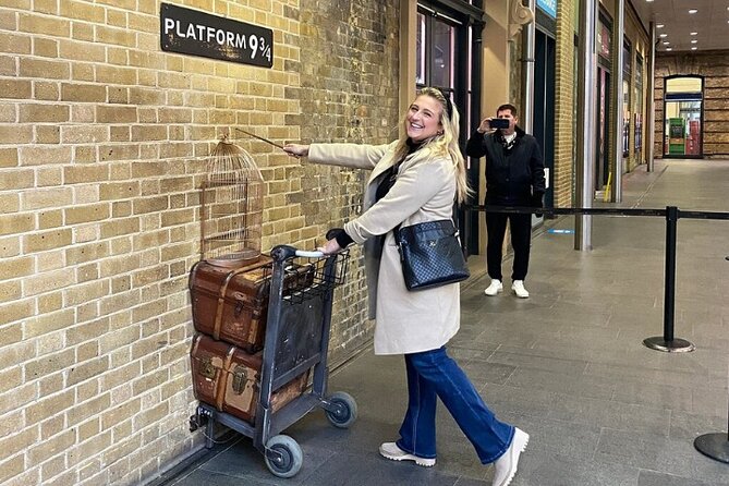 London: Harry Potter Walking Tour with Platform 9 3/4 - What kind of Harry Potter experience is this?