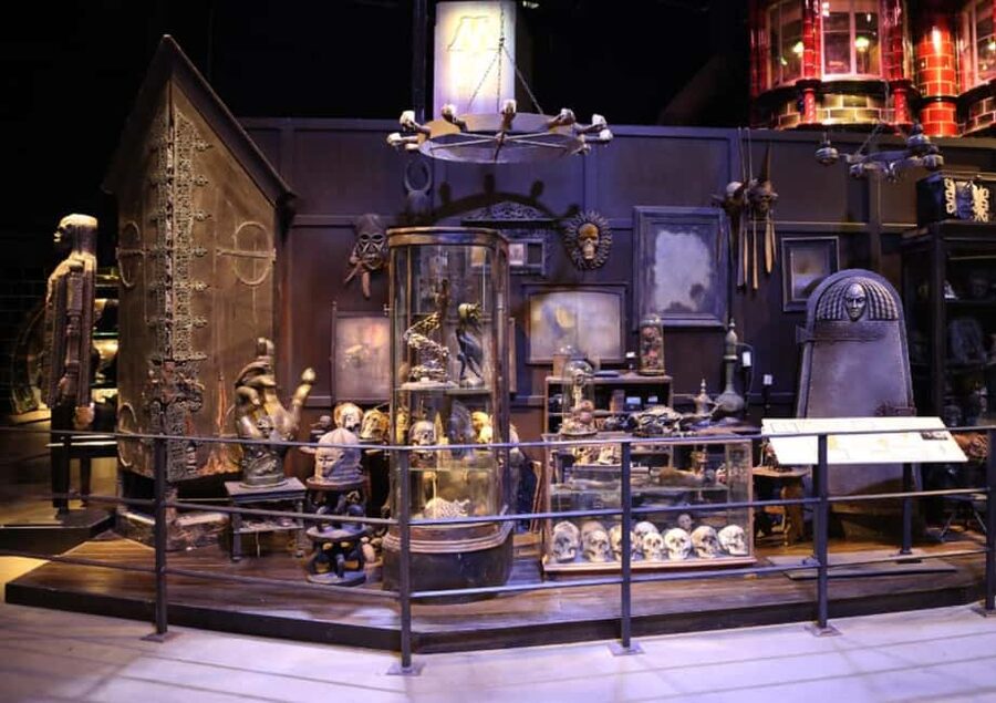 London: Warner Bros. Studio Harry Potter Tour & Branded Bus - What you are really getting for $151
