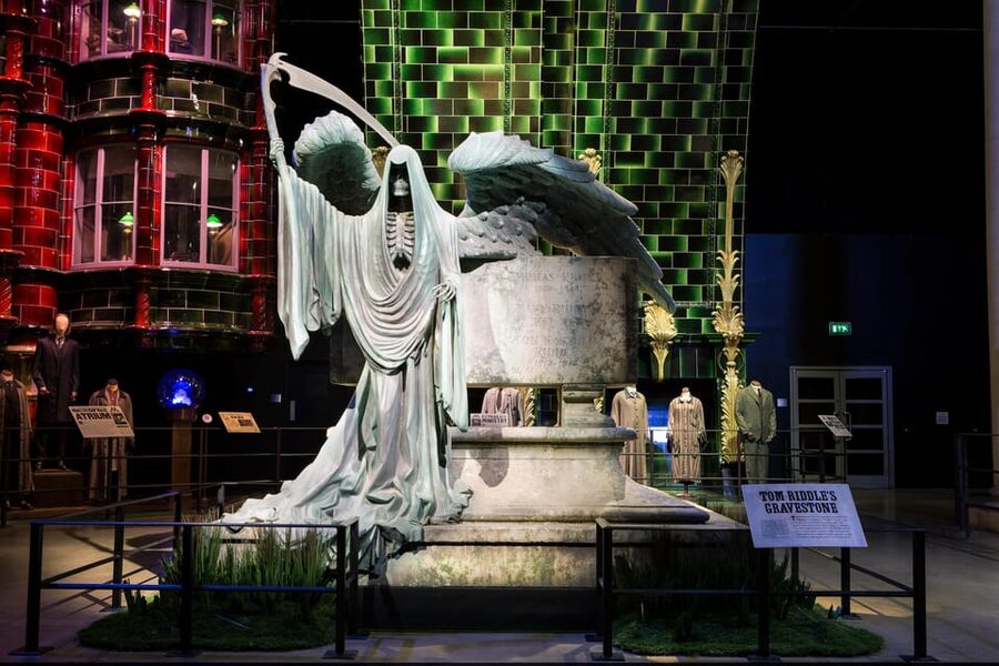 London: Warner Bros. Studio Harry Potter Tour with Transfers - Is $117 good value?