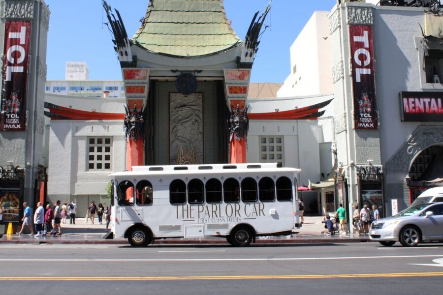 Los Angeles: #1 Trolley Bus Hollywood Sightseeing Tour - Comfort, seating, and what to bring