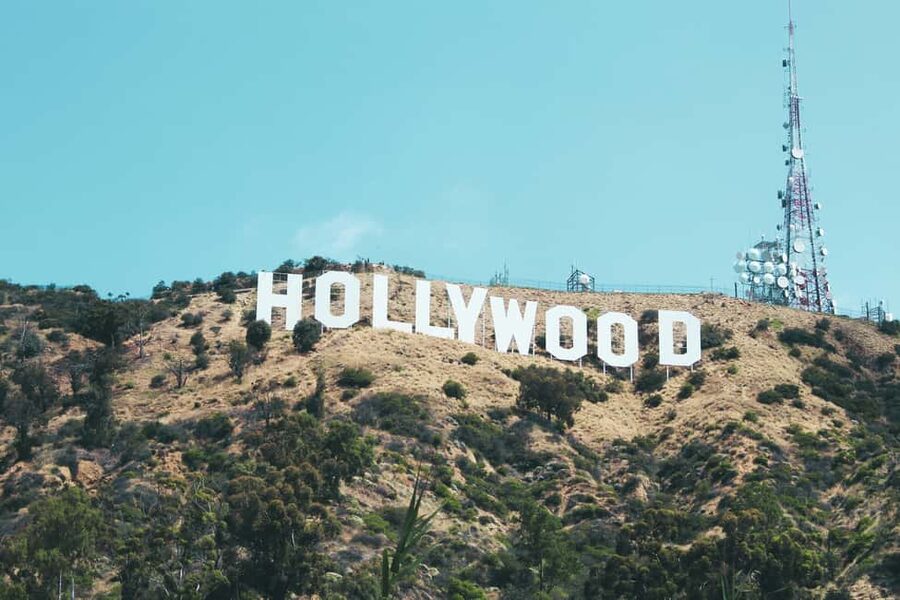 Los Angeles: Celebrity Homes and Movie Scenes Bus Tour - Rodeo Drive and Melrose Avenue