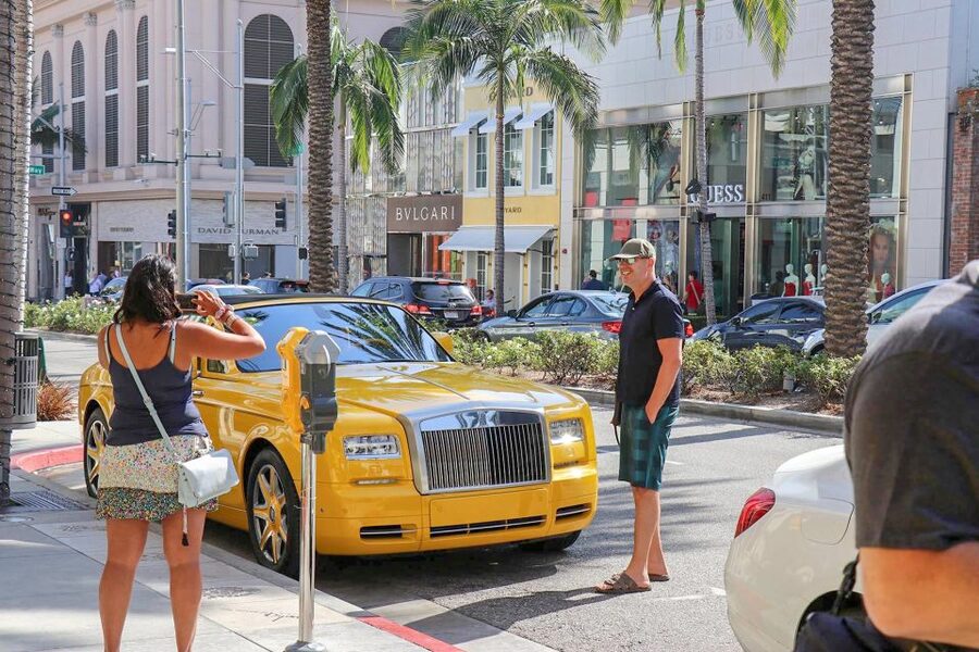 Los Angeles: Hollywood & Celebrity Homes Open-Air Bus Tour - Rodeo Drive and the changing face of Los Angeles