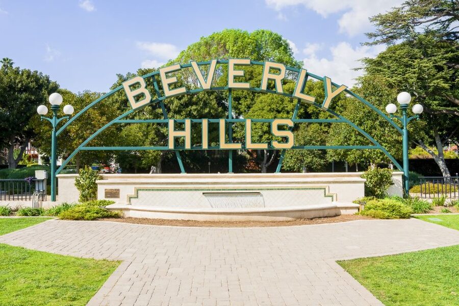 Los Angeles: Hollywood & Celebrity Homes Open-Air Bus Tour - Is $29 good value for two hours?
