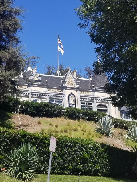 Los Angeles: Hollywood Film Studios & TMZ Private Day Tour - What the private guide adds