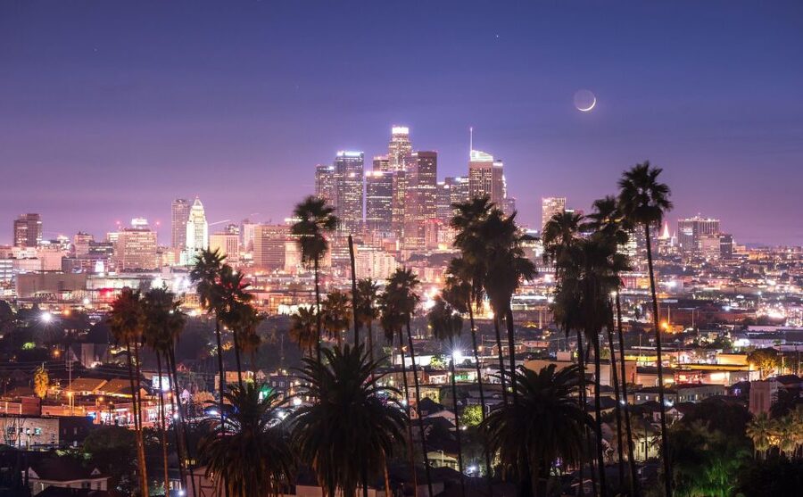 Los Angeles: Hollywood Night Tour with Griffith Observatory - The theaters and icons along Hollywood Boulevard