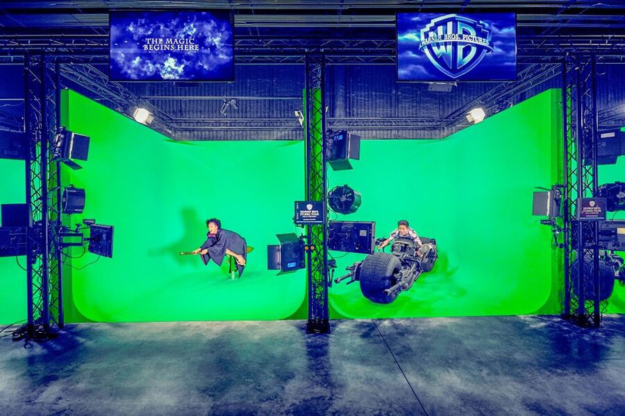 Los Angeles: Warner Bros Studio Hollywood & Bus Tour Package - Can you split the package across two days?