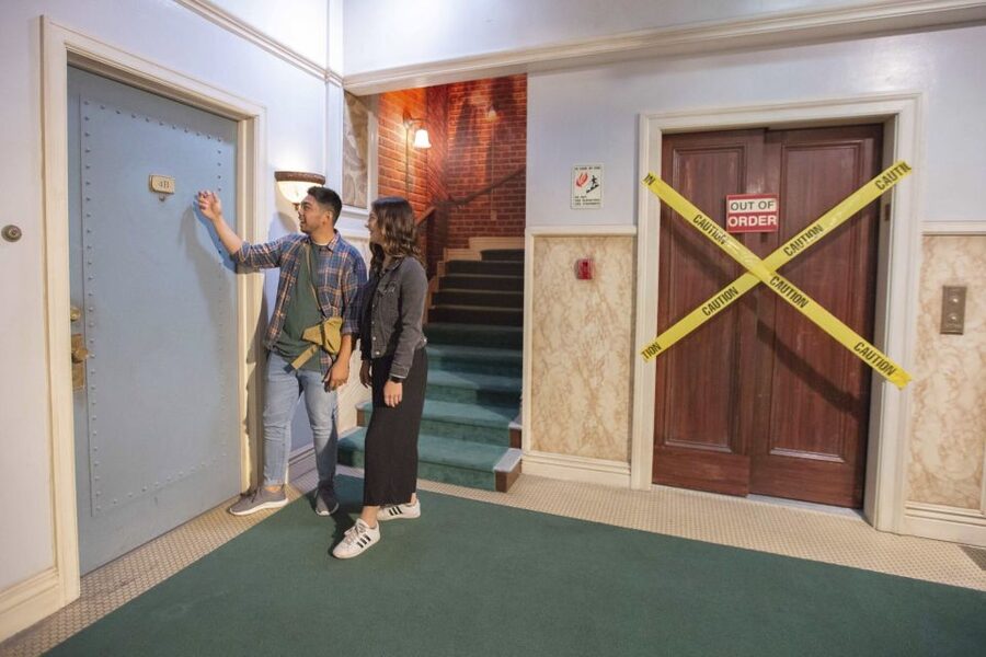 Los Angeles: Warner Bros. Studio Tour Hollywood - Friends: Central Perk and familiar sitcom details