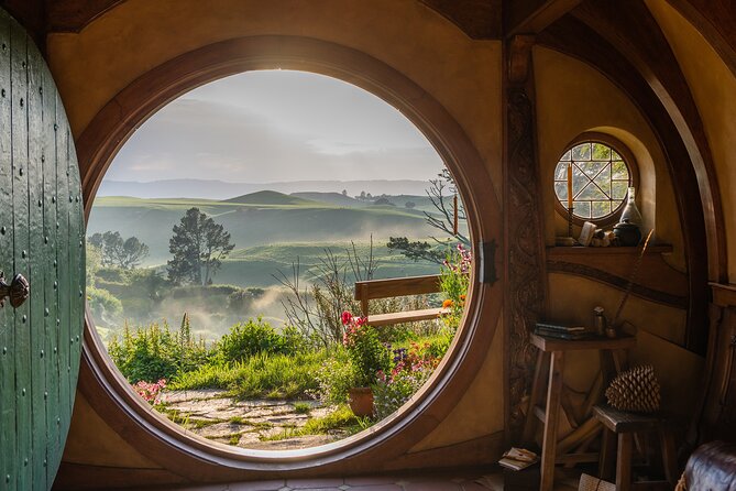Magical Hobbiton: Small-Group Guided Tour from Auckland - The long ride through Waikato