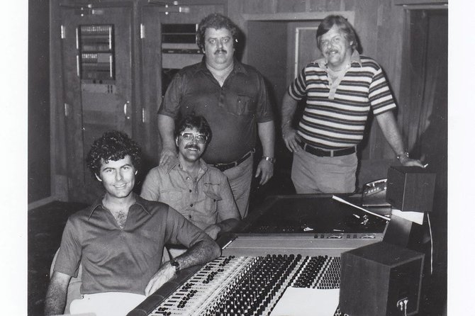 Muscle Shoals Sound Studio Tour in Sheffield Alabama - The stories behind the famous names