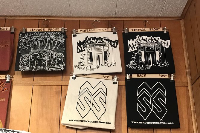 Muscle Shoals Sound Studio Tour in Sheffield Alabama - Why the working-studio setting adds value