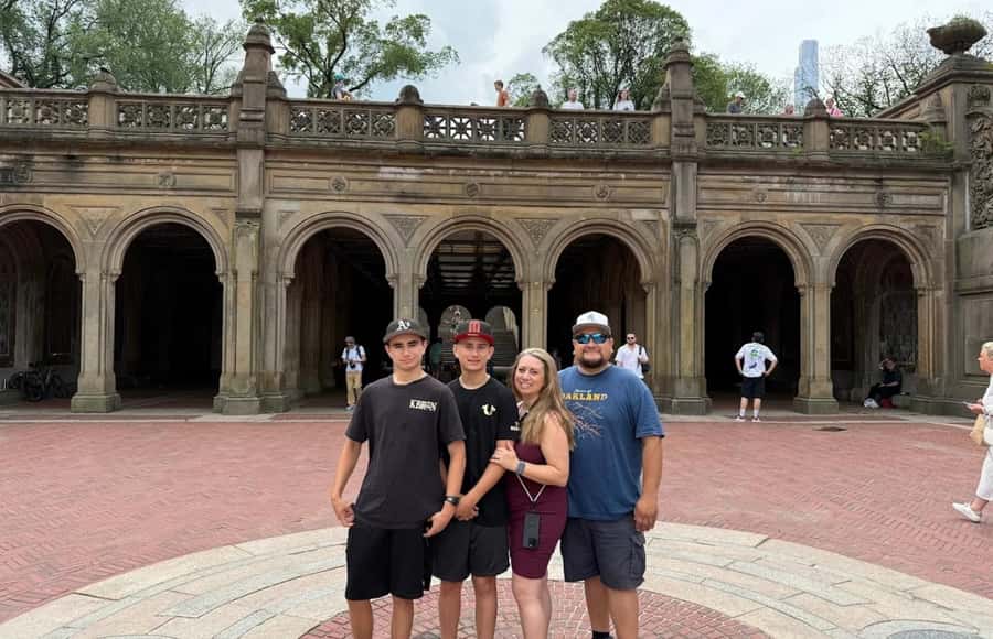 New York City: Home Alone 2 Movie Locations Pedicab Tour - Who will enjoy this Home Alone 2 experience?