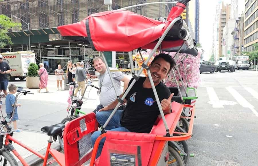 New York City: Home Alone 2 Movie Locations Pedicab Tour - Central Park scenes, bridges, paths, and the pigeon lady