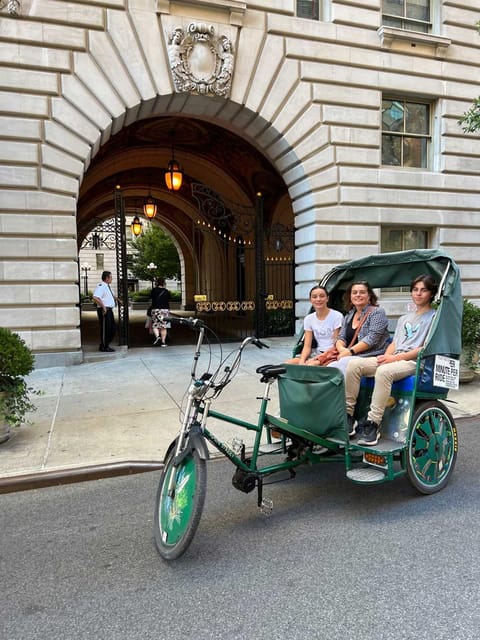 New York City: Movie and TV Show Locations Tour - Starting at 1411 Sixth Avenue