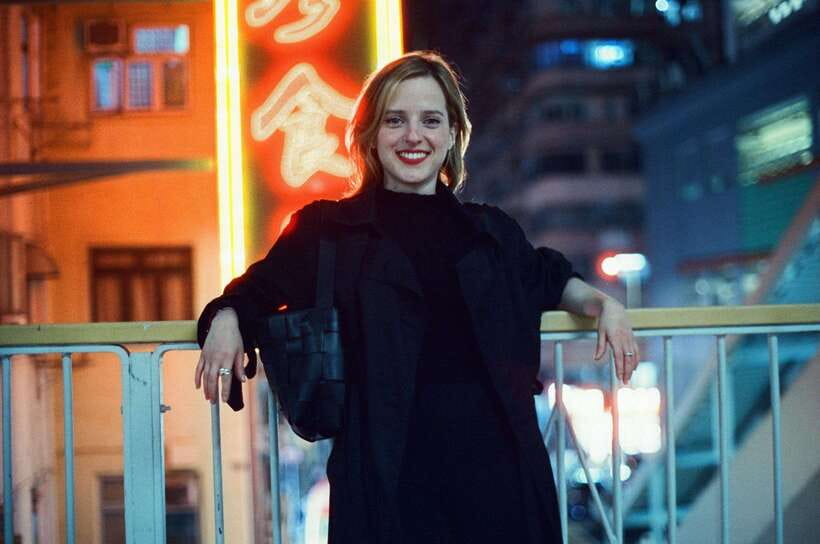 Night Photoshoot in Hong Kong: Cinematic, Moody, Personal - Why film suits Hong Kong after dark