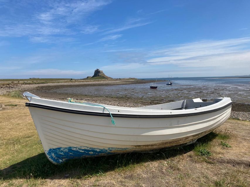 Northumberland: Full-Day Tour of Vera Filming Locations - Episode clips add useful context