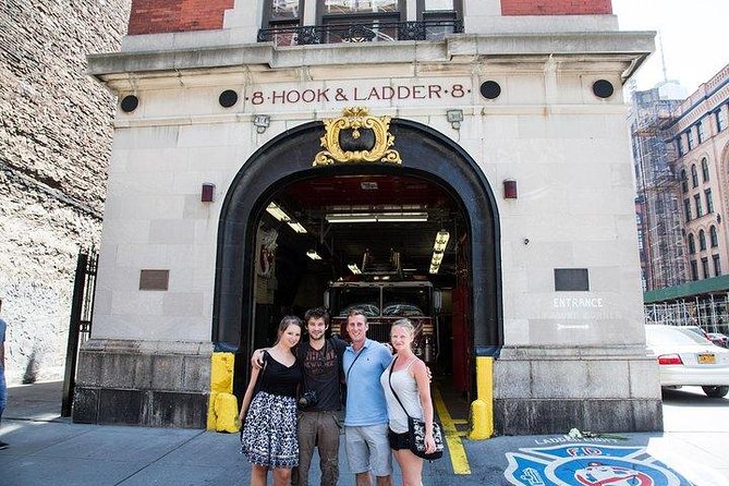 NYC TV & Movie Locations Bus Tour – Friends, Seinfeld & More - From Seinfeld to Ghostbusters
