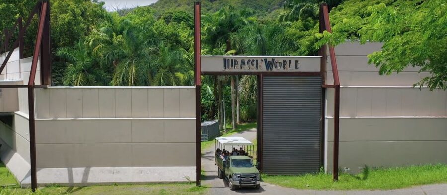 Oahu: Kualoa Jurassic Movie Set Adventure Tour - Jurassic Park and Jurassic World locations