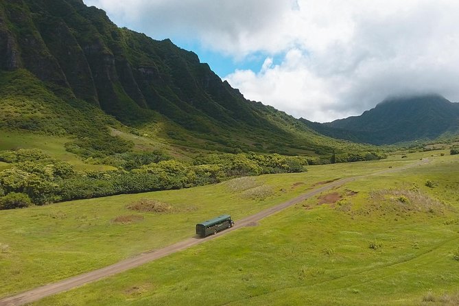 Oahu: Kualoa Ranch Movie Sites and Ranch Tour - The World War II bunker adds depth
