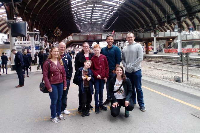 Original Harry Potter Locations Tour : Guided Tour of York - The guides: Ellie, Aliyah, and Leah