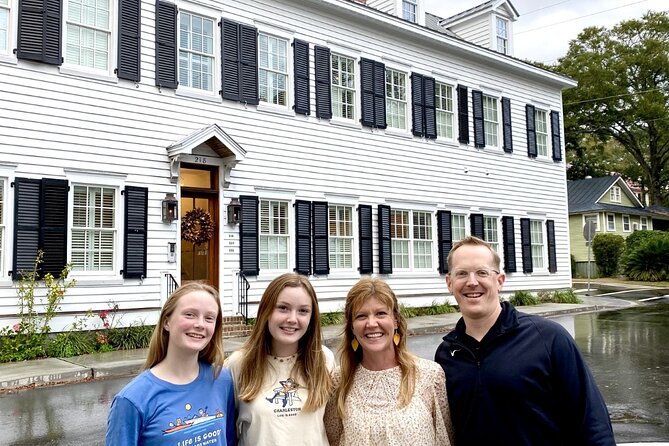 Outer Banks Film Locations Tour - Downtown Charleston: 13 locations by private sedan