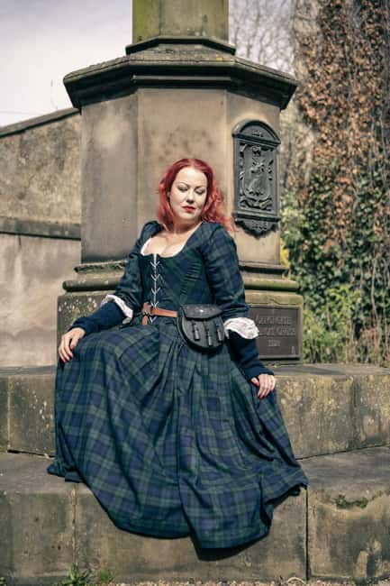 Outlander's Scotland Tour - Rebel Jacobite Tour - Victoria Street and the city behind the postcard