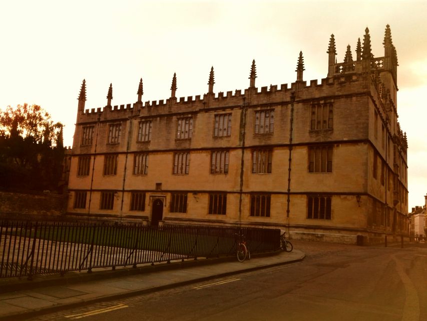 Oxford: Harry Potter Insights Divinity School Group Tour - Timing, walking, and access