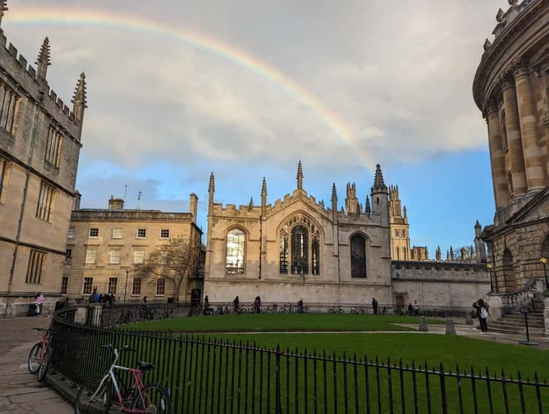 Oxford Walking Tour: Magic, University & Harry Potter Sites - A pace that suits a short Oxford visit