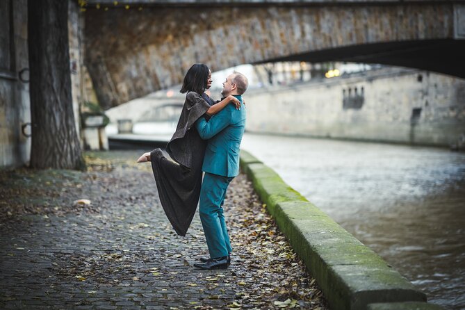 Paris Photo Session: Be the Star of Your Own Movie - The finished photographs and delivery time