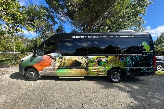 Premium Hobbiton Small Group Day Tour from Auckland - Returning north with comfort stops and surprises