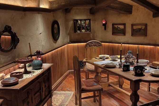 Private Hobbiton Movie Set and Rotorua Day Trip from Auckland - Hobbiton: the day’s storybook centerpiece
