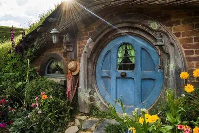 Private Hobbiton & Waitomo Caves Transfer from Auckland - Why the private Tesla setup matters