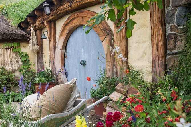 Private Journey to Middle-earth: Hobbiton Movie Set - Ex Auckland - Arriving at Hobbiton Movie Set