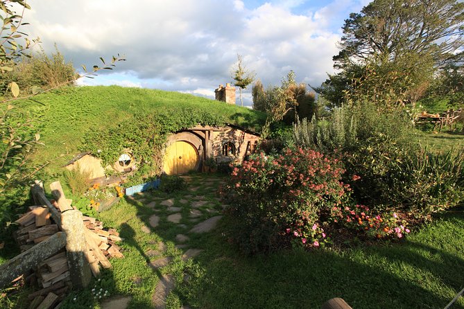 Private The Hobbiton Tour - Auckland Tour House - Entering Hobbiton after the guided transfer